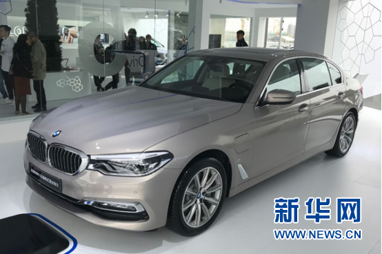 BMW 5ϵ,ʽτ(dng)Уͣ܇(ch)